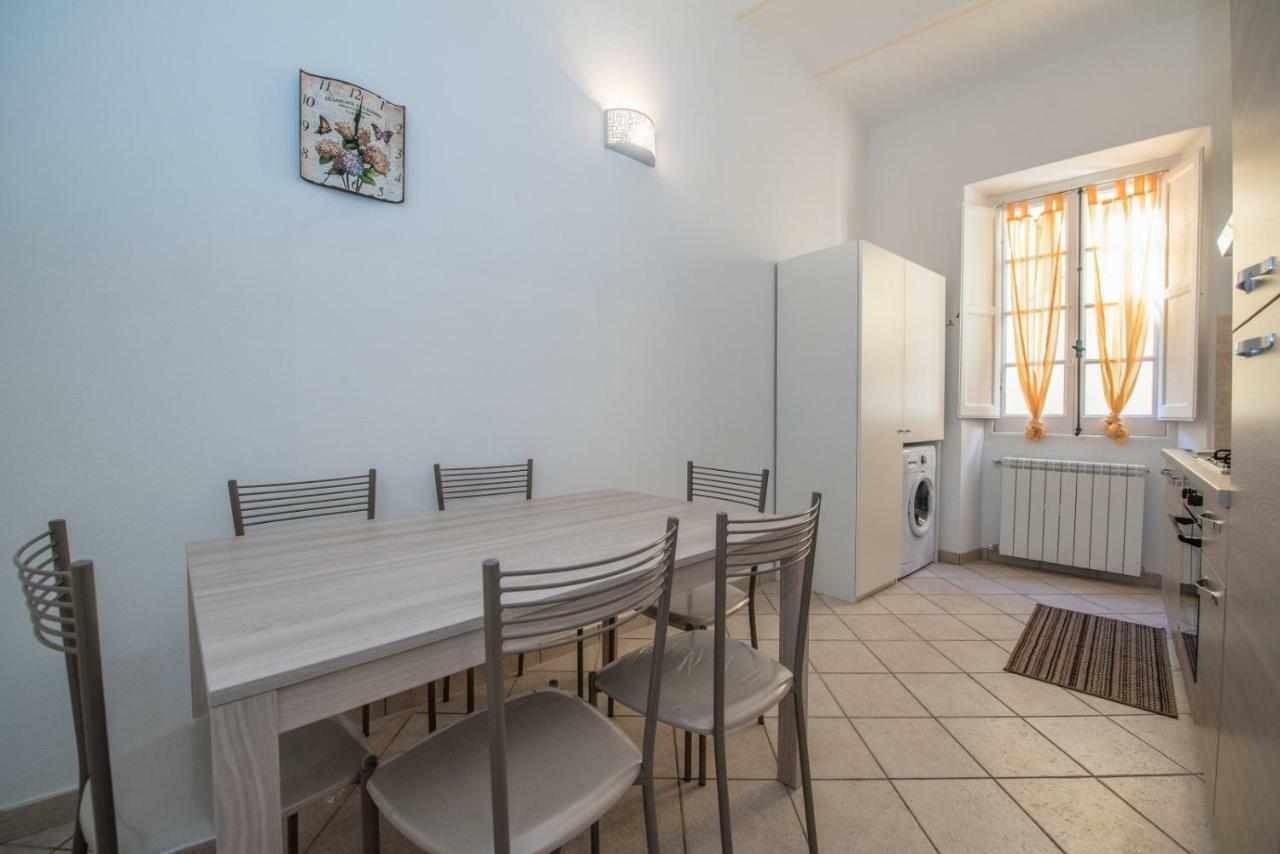 Finalborgo - Casa Nanetti 6 Posti In Centro Appartement Finale Ligure Buitenkant foto