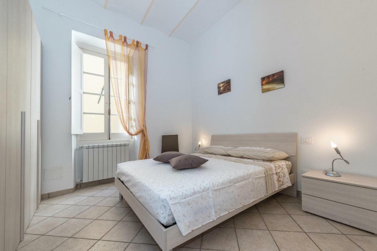 Finalborgo - Casa Nanetti 6 Posti In Centro Appartement Finale Ligure Buitenkant foto
