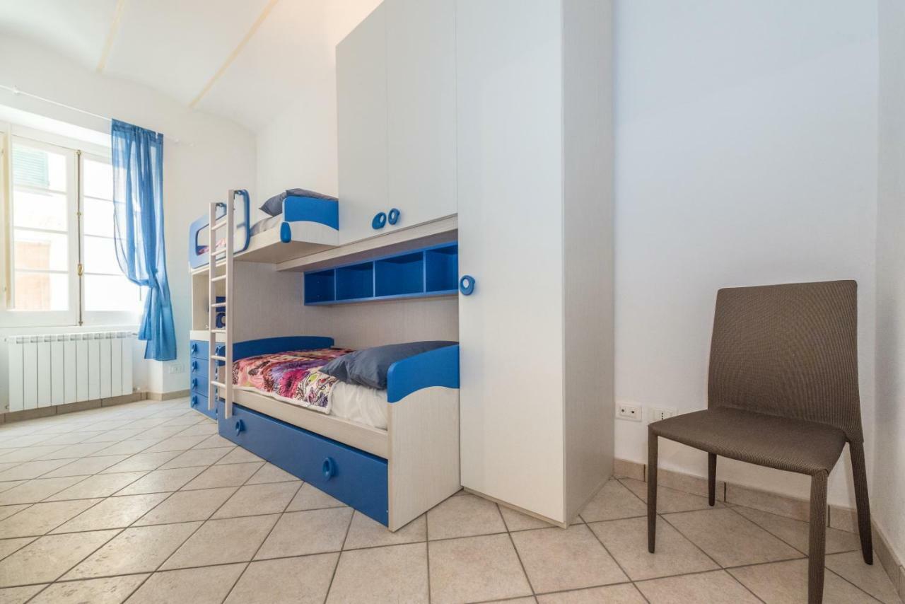 Finalborgo - Casa Nanetti 6 Posti In Centro Appartement Finale Ligure Buitenkant foto